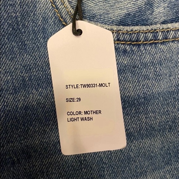 Distressed Jeans - Picture 7 of 7